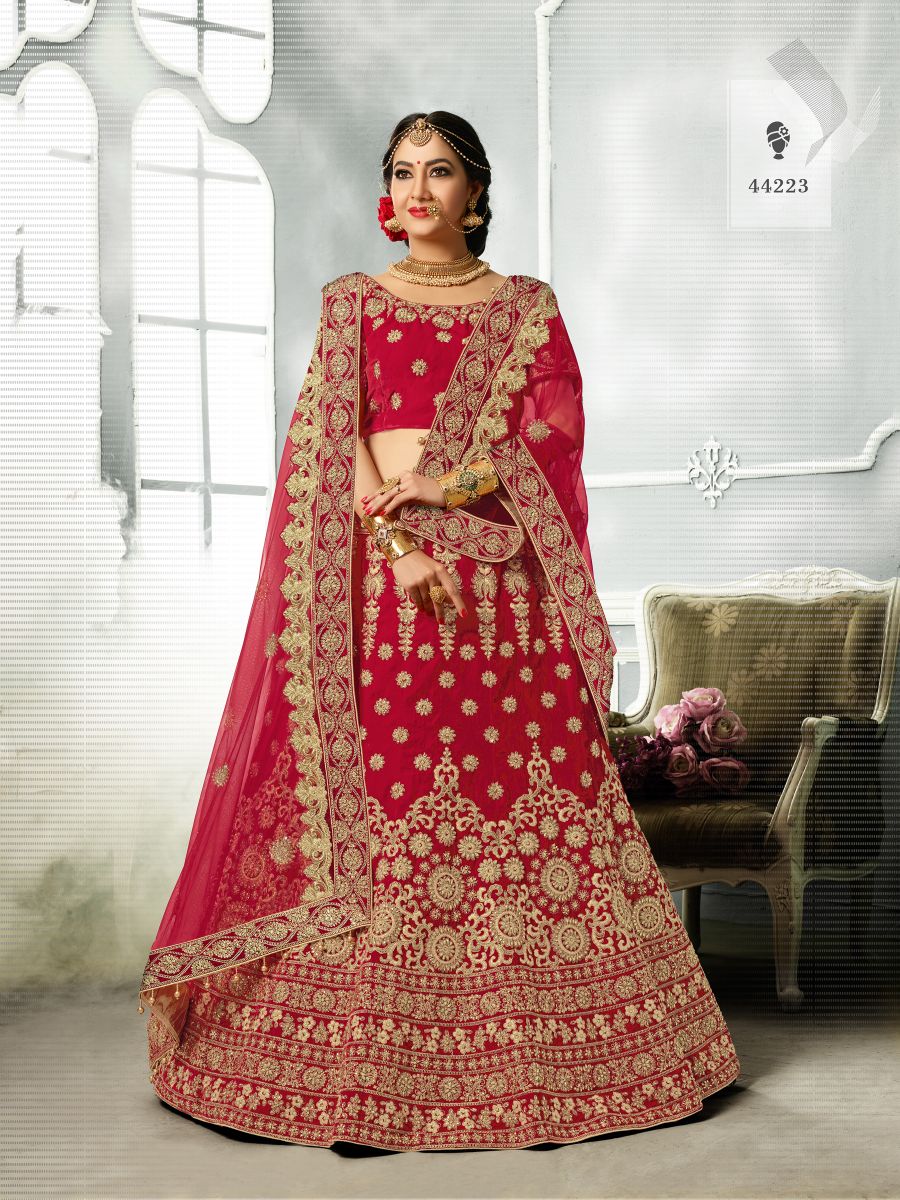 red bridal lehenga 2018