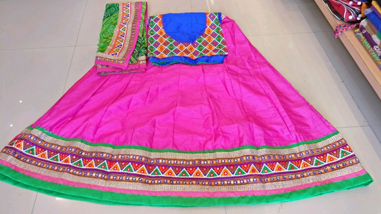 Kutchi Traditional Gamthi work Chaniya Choli Style B
