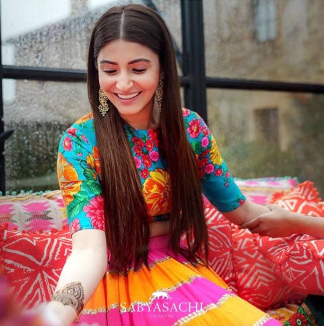 11 Gorgeous Mehendi Outfit Ideas From Stylish Indian Brides