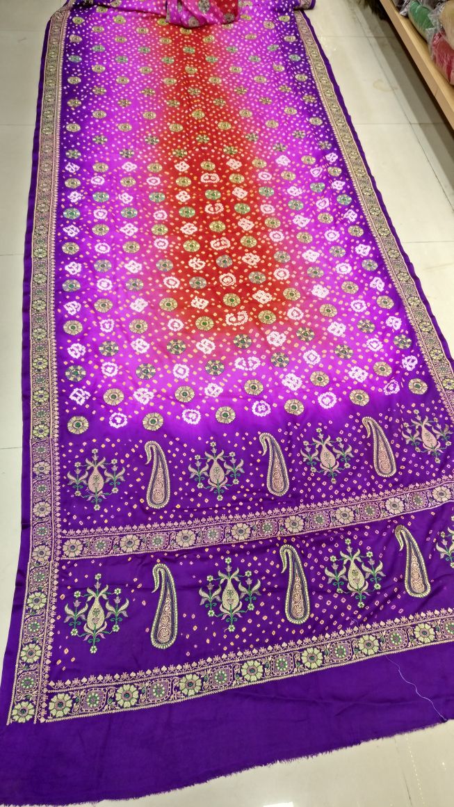 Shop Kutch Famous Gajji Silk Beautiful Bandhej Saree Online
